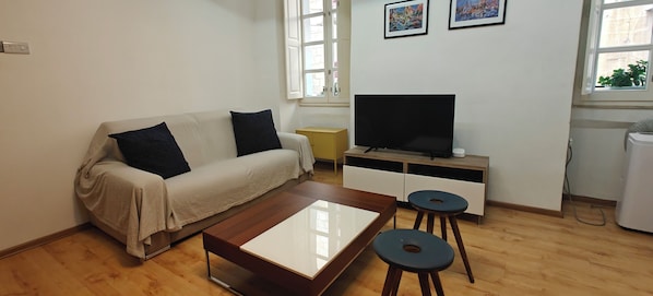 Apartment, City View - Traditional Maltese 1BR Home - Valletta (Valletta)