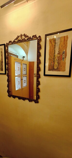 Apartment, City View | Bahagian dalam