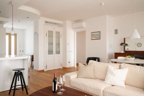 Living area - Gimber Lofts 3 by Klodge - design flat with Wi-Fi (Olbia)