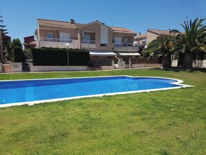 Unclassified image, 2 of 15, button - Vrbo Property (Cambrils)