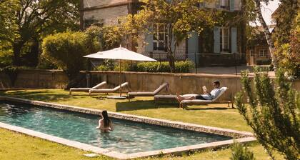 RIVE Side House .