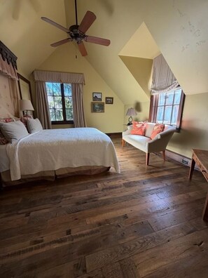 3 bedrooms, WiFi, bed sheets