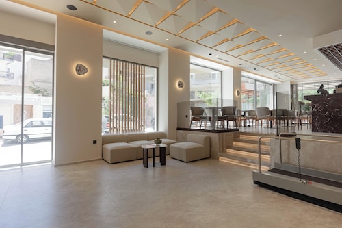 Nesean Plaza Hotel