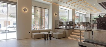 Nesean Plaza Hotel