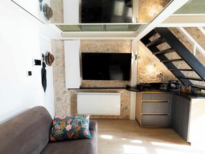 Fernseher