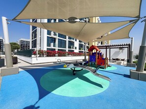 Gambar tidak terklasifikasi, 5 dari 32, tombol