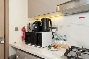 Estudio exclusivo, 1 cama King size, para no fumadores, vista a la ciudad