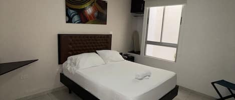 Chambre | Bureau, espace de travail pour ordinateur portable