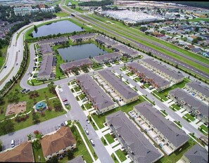 Exterior - Welcome Home - Minutes from Disney!-sleeps 8 (Kissimmee)