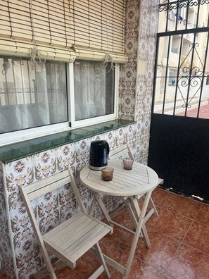 Outdoor dining - Apartamento en Nerja (Nerja)