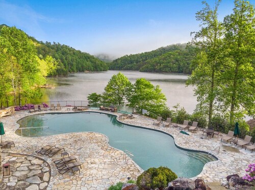 Best of Bear Lake | Pool • Golf • Lake & Mtn Views