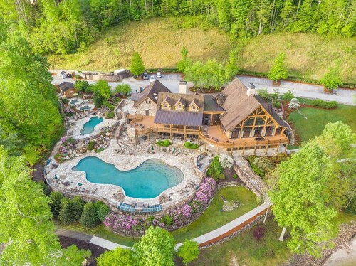 Best of Bear Lake | Pool • Golf • Lake & Mtn Views