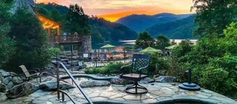 Best of Bear Lake | Pool • Golf • Lake & Mtn Views