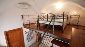 Bügeleisen/Bügelbrett, WLAN, Bettwäsche