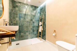 Bathroom - Bucio Coliving (SANTA CRUZ DE TENERIFE)
