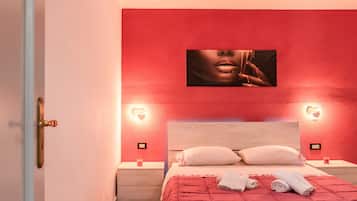 熨斗/熨衫板、Wi-Fi、床單