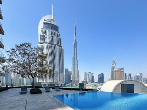 Outdoor pool - PVH - Boulevard Point 2BR - Dubai Mall (Dubai)