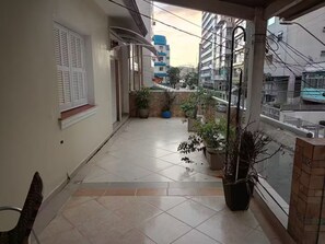 Uklassifisert bilde, 4 av 14, knapp