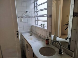 Uklassifisert bilde, 5 av 14, knapp