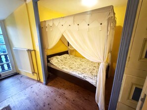 Unclassified image, 5 of 9, button - Vrbo Property (Montégut)