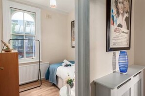 House - Lovely 2-bed Flat Next to Oval Cricket Ground (London)