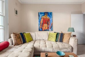 House - Lovely 2-bed Flat Next to Oval Cricket Ground (London)