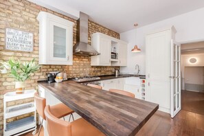 House - Modern Scandi-style 2bed Facing Vauxhall Park (London)