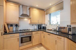 House - Feel at Home in a Modern Spacious 1bed by River (London)