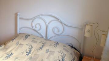 3 chambres, fer et planche Ă repasser, Wi-Fi, draps fournis