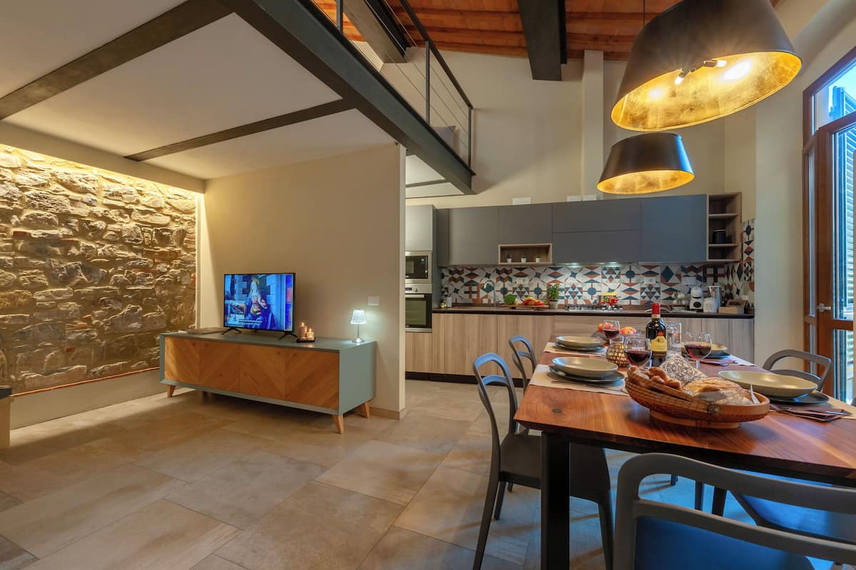 Apartment (2 Bedrooms) | Living area | TV