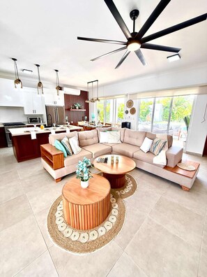 Interior - 3bd with rooftop ocean view in Sosua Ocean Village (Sosúa)