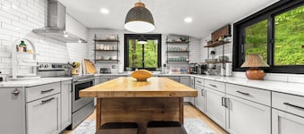 Kazi Acres the family creekside retreat