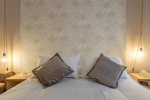 In-room safe, desk, soundproofing, free WiFi - MassimoCentro Rooms (Palermo)