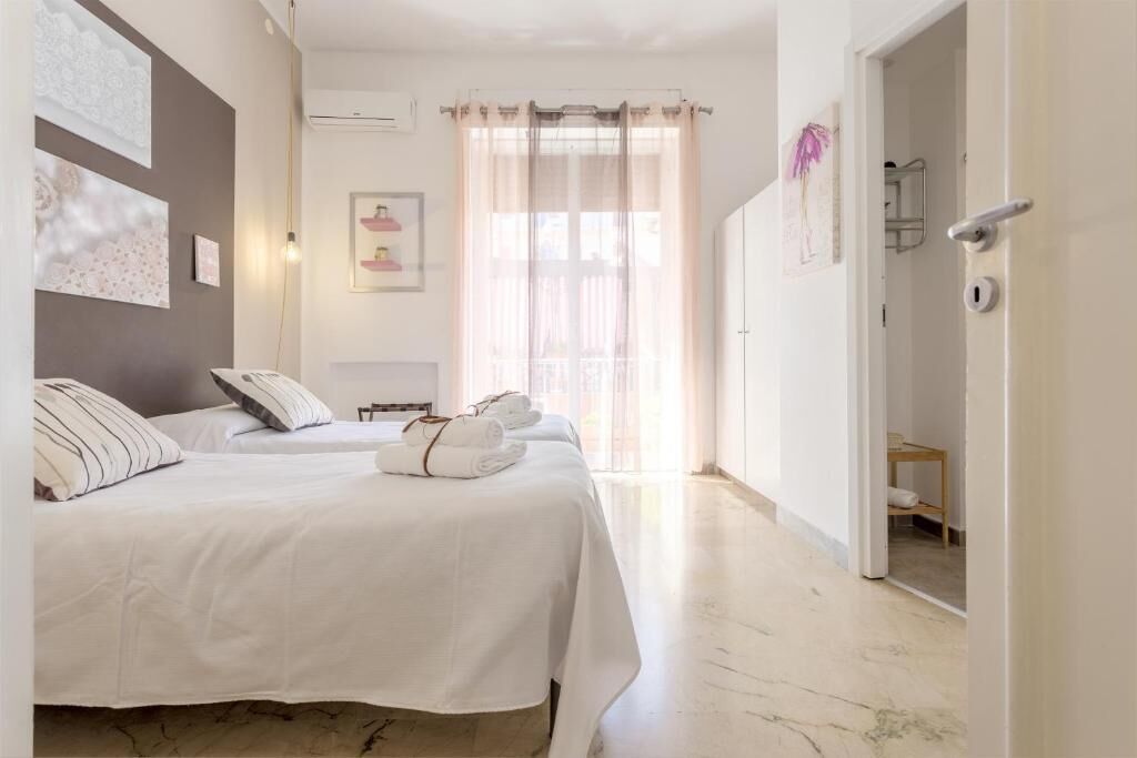 Double Room, Balcony