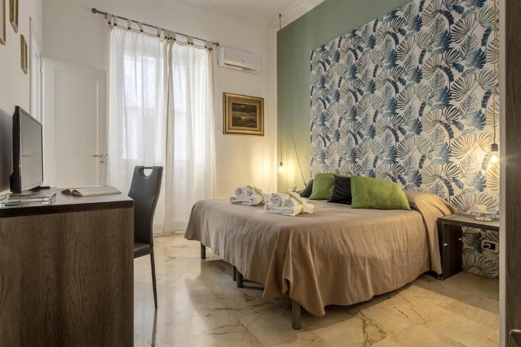 Double Room, Balcony