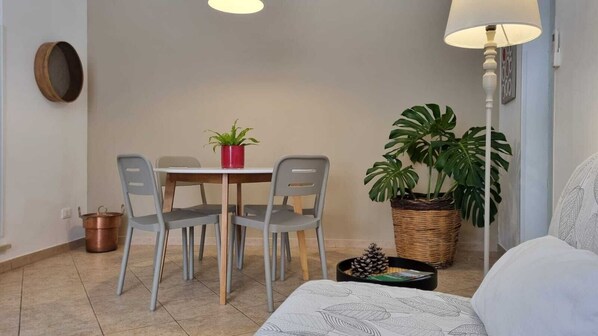 Imagen sin descripción, 1 de 18, botón