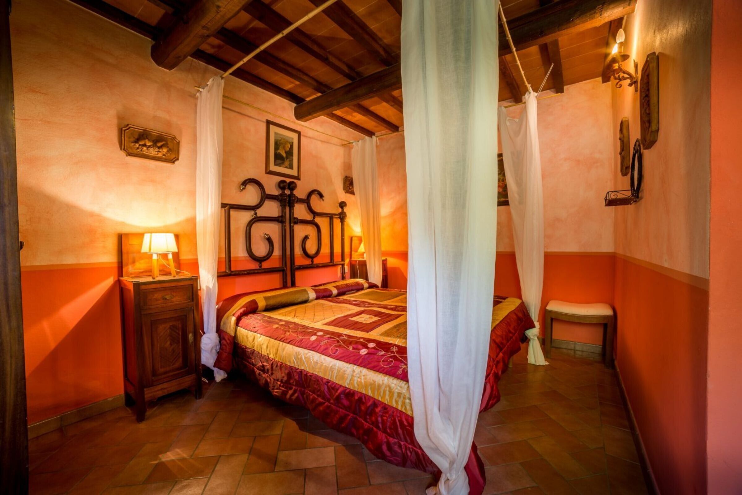 WiFi、ベッドシーツ