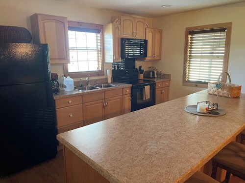 Cozy 2 room farmhouse on The Ranch @ Traders Hill, pristine equestrian facility.