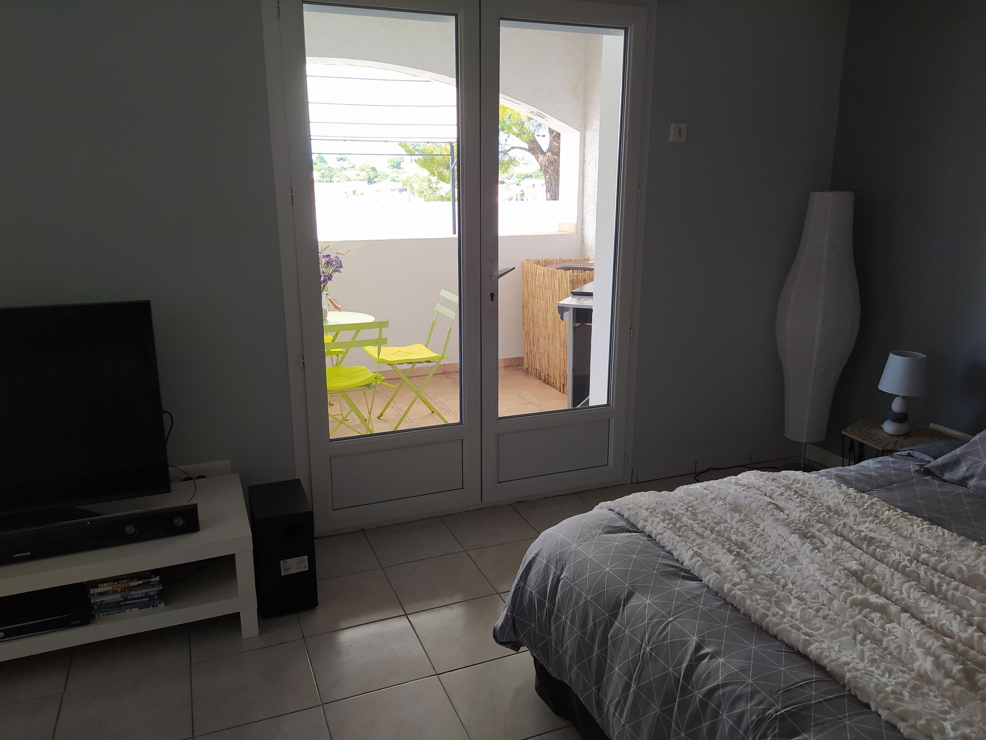 Bügeleisen/Bügelbrett, Reisekinderbett, WLAN, Bettwäsche