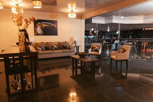 Hotel Plaza Los Tucanes