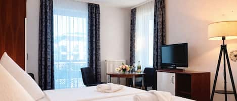 1 slaapkamer, een strijkplank/strijkijzer, internet