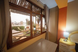 Superior Double Room | Minibar, free WiFi, bed sheets - Hotel Sunset Chancay (Chancay)