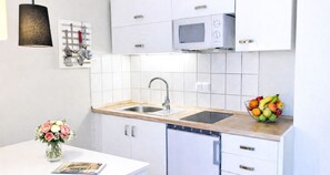 Unclassified image, 4 of 7, button - Welcome to “Seemöwe” – your bright and comfortable holiday home by the sea. (Ostseebad Binz)