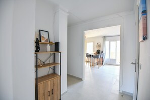 Interior - Le Sainte - Appart 2 ch standing proche Vieux-Port (Marseille)