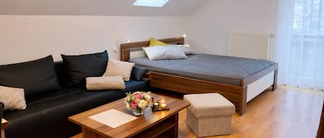 Fer et planche à repasser, accès Internet