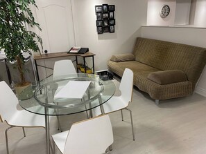 Apartment, 2 Bedrooms | Dining - Newly Renovated Two Bedroom Apartment (Mississauga)