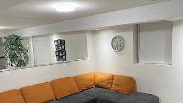 Apartment, 2 Bedrooms, Smoking | Living area