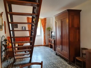 Immagine non classificata, 2 di 17, pulsante