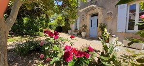 Imagen sin descripción, 3 de 40, botón