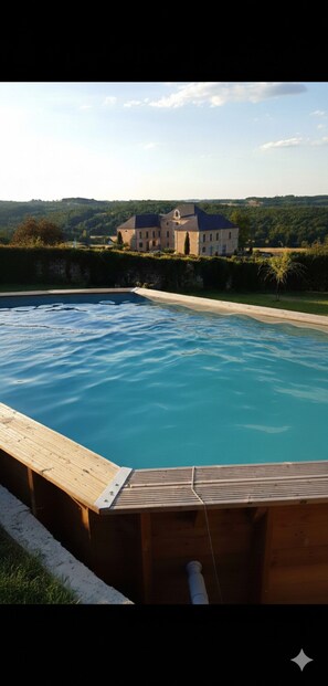 Imagen sin descripción, 4 de 40, botón